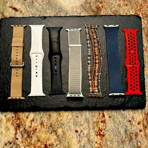 7 Apple Watch bands! They fit 44mm/45mm size watches.